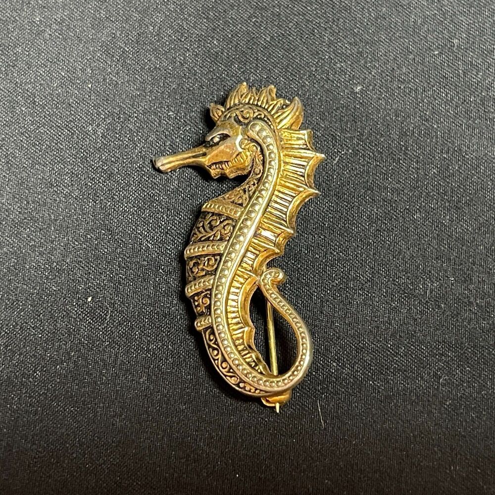 Damascene Spain Seahorse Gold Tone Black Inlay - Picture 3 of 4